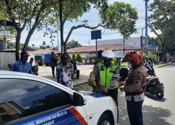 Animo Masyarakat Membuat SIM di Polres Manokwari Meningkat