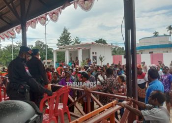 Mansel Ricuh, Fasilitas Pemerintahan Dirusak Massa