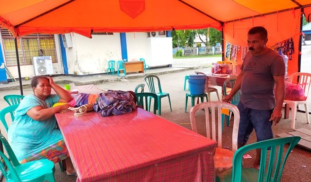 Pengungsi Korban Kebakaran Borobudur Tidak Mau Lewatkan Lebaran di Tempat Pengungsian