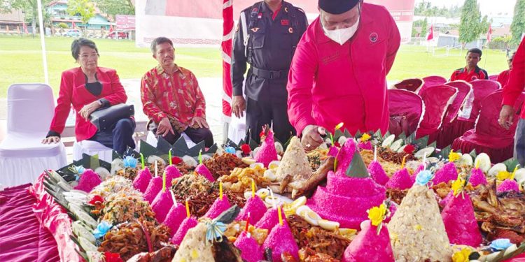 Salam Perjuangan ‘Merdeka’ Warnai Upacara Peringatan HUT ke-49 Tahun PDI Perjuangan