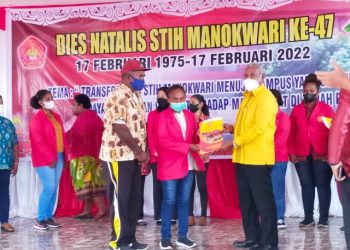 Dies Natalis STIH Manokwari ke 47, Gubernur Harap Tingkatan Kualitas Pendidikan Perguruan Tinggi di Papua Barat