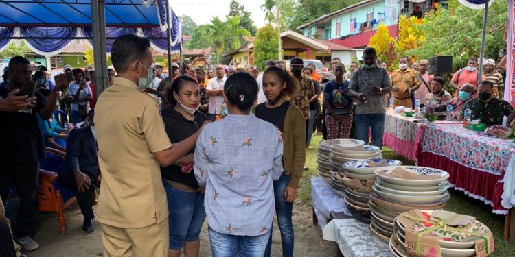 Kasus Berbau Rasis di Manokwari Diselesaikan Secara Adat