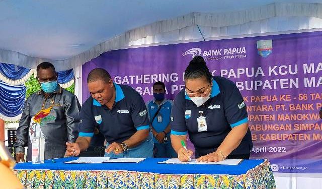 Pemerintah Bantu Ribuan Pelajar di Manokwari Buka Tabungan Simpel