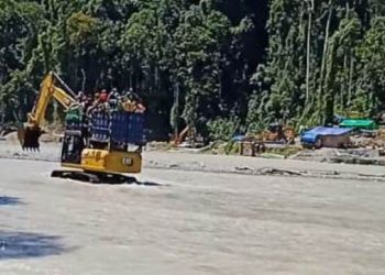 Penambang Emas Tewas Terseret Arus Kali Dingin