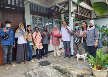 Jalin Silaturrahmi, DPP – IRAFU Berbagi Bingkisan Lebaran kepada Dosen Fahutan