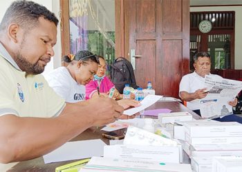 Ibu Sara GKI Klasis Ransiki Gelar Pengobatan Gratis