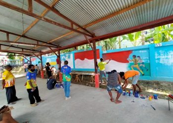 Belasan Pelukis Adu Imajinasi Hasilkan Kreatifitas Lukisan Pada Lomba Kreasi Muda Papua