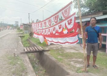 Demi Mengais Rezeki, Ujang Solihin Rela Tempuh Ratusan Kilometer