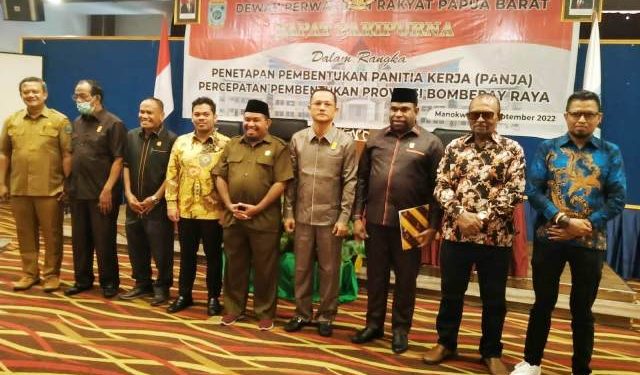 DPR Bentuk Panja Provinsi Papua Barat Tengah