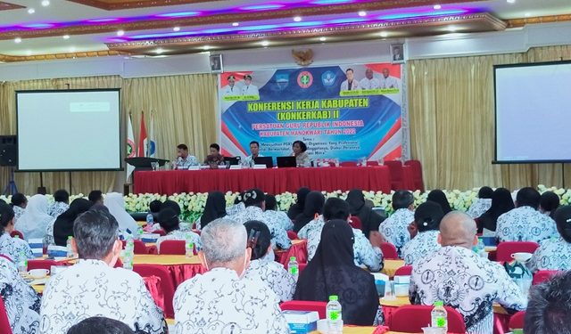 PGRI Manokwari Menggelar Konferkab II Tahun 2022