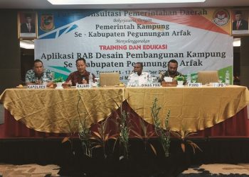 Aparat Kampung se-Kabupaten Pegaf Dibekali Penggunaan Aplikasi Desain Pembangunan Kampung