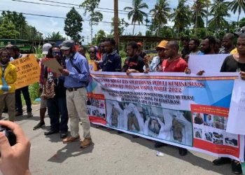 Pengunjuk Rasa Minta Oknum TNI Pelaku Mutilasi 4 Warga Sipil Papua Dihukum Mati