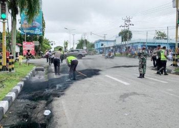 Pelaku Judi Togel Ditangkap Polisi, Jalan Yos Sudarso Dipalang Warga