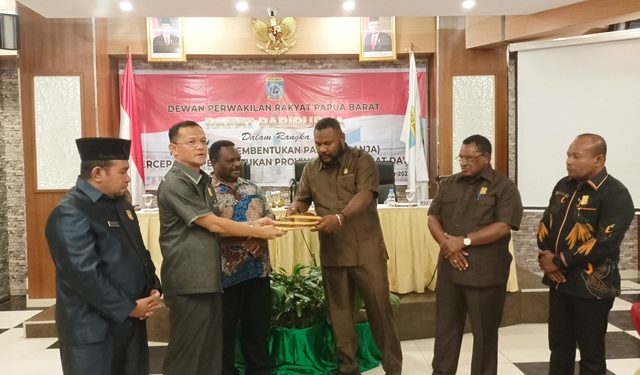 DPR Papua Barat Bentuk Panja Percepatan Pemekaran Calon Provinsi PBD