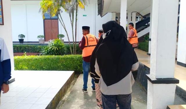 6 Penambang Emas Tradisional ‘Kaki Abu’ Dituntut Jaksa 2 Tahun dan Denda 2 Miliar