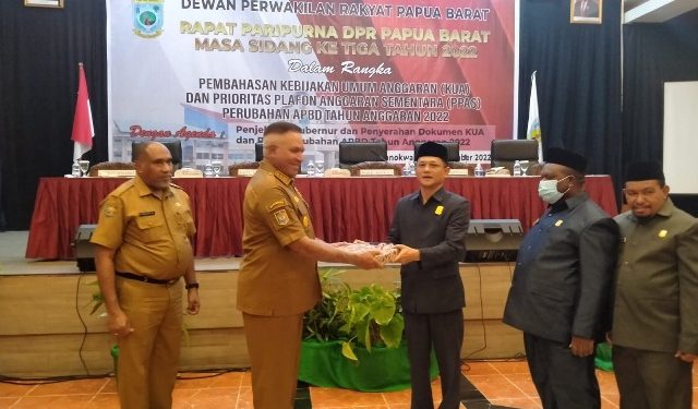 Sampaikan KUPA-PPAS, Rencana APBD-P 2022 Tembus Rp 7.1 Miliar