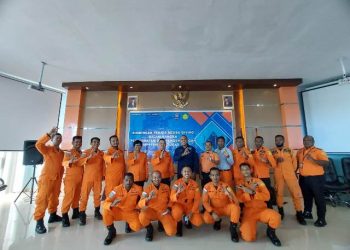 40 Personel SAR Manokwari Dapat Pembekalan Scuba Diving