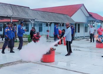 Pegawai dan Tenaga Medis RSUD Manokwari Dapat Pembekalan Soal Damkar