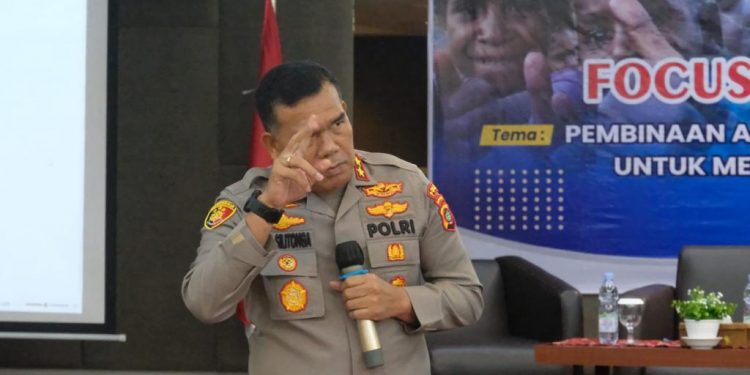 Stop Duduk Manis, Bangkit Bersama Merawat Generasi Papua Barat