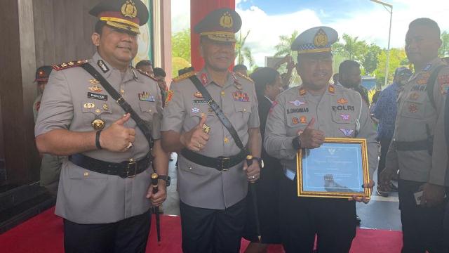 Satlantas Polres Manokwari Terima Anugerah Inovasi Layanan Publik