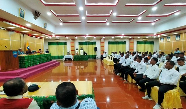 Puluhan Pemuda Tidak Lulus Seleksi Tamtama Jalur Otsus Temui Bupati Minta Diakomodir