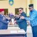 Bupati Telbin Serahkan Bantuan Dua Unit Bus Untuk Digunakan Anak Sekolah Secara Gratis