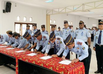 Kakanwil Kemenkumham Pimpin Penandatanganan Komitmen Bersama dan Perjanjian Kinerja 2023