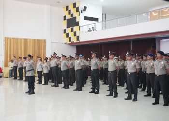 546 Perwira dan Bintara Polda Papua Barat Naik Pangkat