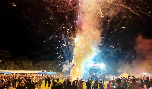 Doa Lintas Agama Iringi Detik-detik Malam Pergantian Tahun 2023 di Lapangan Borarsi