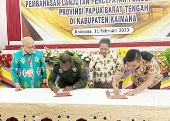 Bupati Bintuni Ingin Calon Ibukota DOB PBT Berada di Tempat Strategis