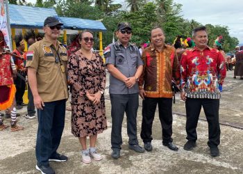 WNA Dari Jerman Turut Rayakan HUT PI ke-168 di Pulau Mansinam