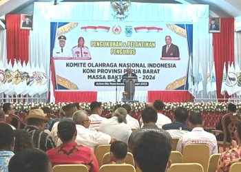 Ketua Umum KONI Lantik Dominggus Mandacan