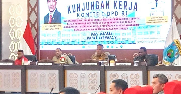Bupati Bintuni : Kepala Daerah Belum Didukung Regulasi untuk Keberpihakan kepada OAP