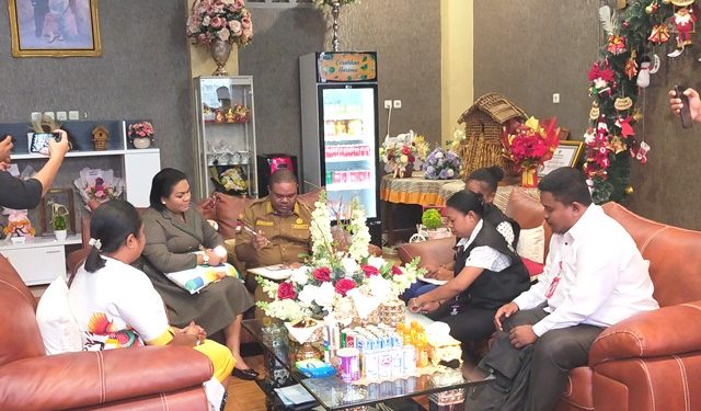 Cegah Jual Beli Undangan Memilih, Bupati Minta KPU Gunakan Sistem KTP