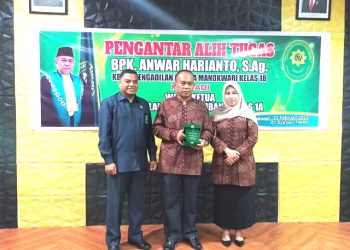 PA Manokwari Gelar Pengantar Alih Tugas Anwar Harianto