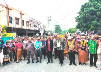 Ribuan Warga Meriahkan Pawai Budaya Religi