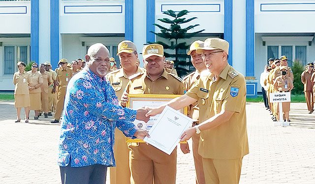 Pelayaan Publik Pemkab Manokwari Urutan 38 Terbaik dari 415 Kabupaten se Indonesia