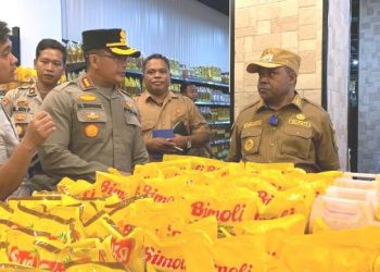 Tim Satgas Pangan Manokwari Operasi Pasar