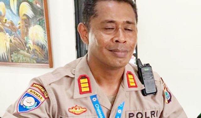 Warga Blokade Jalan Polisi Tidur 13 Buntut Kasus Pembegalan di Taman Ria, Rendani