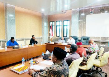 Sase Hearing dengan Anggota DPRD Bintuni Tentang DOB 