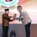 Dukung Program JKN, Papua Barat dan Manokwari Terima Penghargaan UHC
