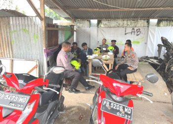 Petugas Ditlantas Adakan Jumat Curhat