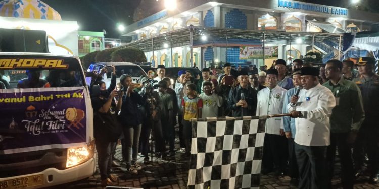 Menyambut Hari Kemenangan, Ribuan Umat Islam di Manokwari Pawai Takbir Keliling