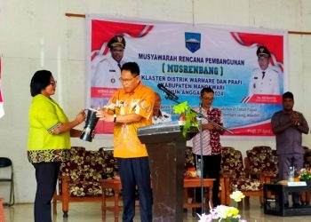 2024, Pemkab Manokwari Prioritas Masalah Stunting dan Kemiskinan Ekstrem