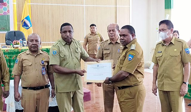 Serahkan DPA, Bupati: Gunakan dan Pertanggung Jawabkan dengan Sebaiknya