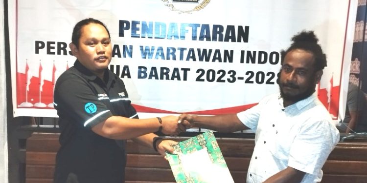 KPU Papua Barat Terima Dokumen 5 Calon DPD dan Pengajuan Caleg dari 2 Partai