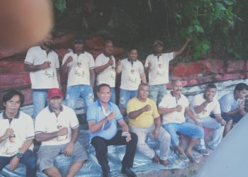 Sosialisasi Menuju Senayan, Caleg DPR RI, Matias Mairuma Bertemu Puluhan Sopir Pick Up di Fakfak