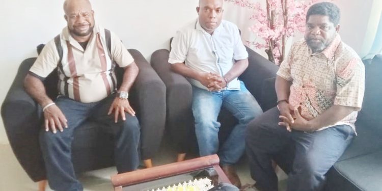 Semua Masyarakat Bintuni Harus Hargai Keputusan Mufakat di LMA 7 Suku Bintuni