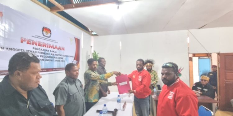 Sebanyak Tiga Parpol Belum Daftarkan Bakal Calonnya ke KPU Pegaf 