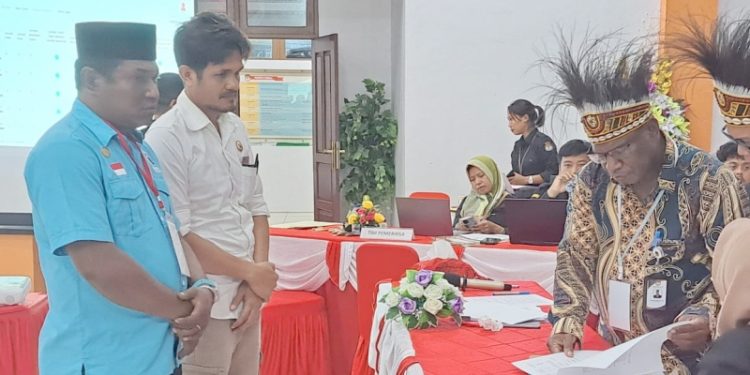 Pengajuan Bacaleg DPR Papua Barat dari Partai Gelora Berproses hingga Subuh